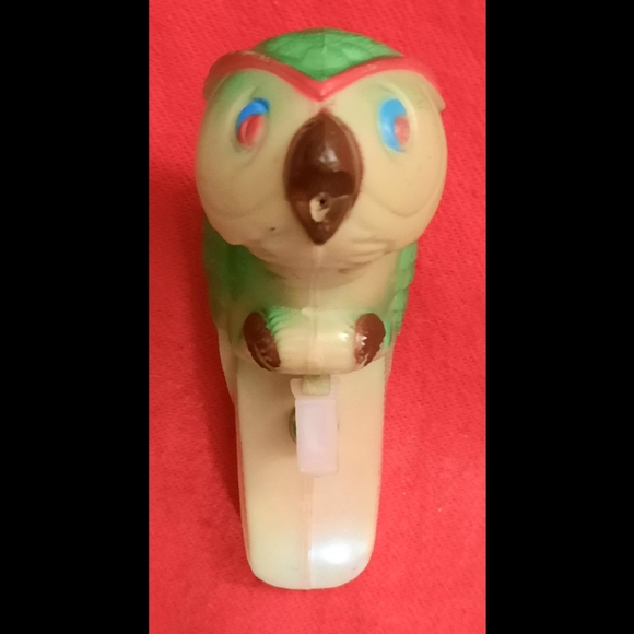 Vintage 1950s Animal Squirt Guns Toy Lot of 2 Panda Bear & Parrot - Picture 3 of 5